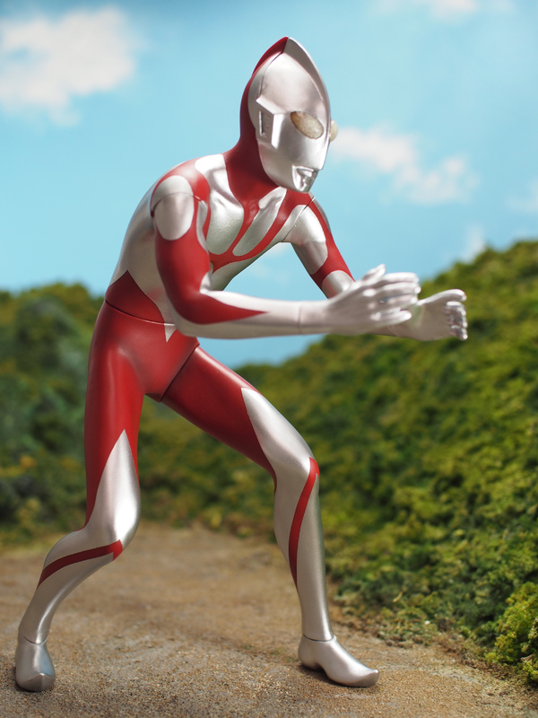 CCP 1/6 Tokusatsu Series Shin Ultraman Fighting Pose