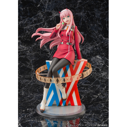 -PRE ORDER- Zero Two 1/7 Scale Figure